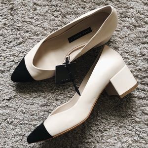 Pointed Mid Heels Cap Toe